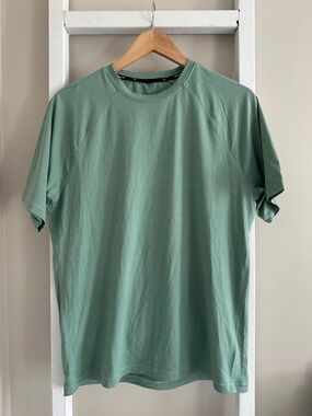 Men’s Public Rec Classic Crewneck T-shirt / Tee
